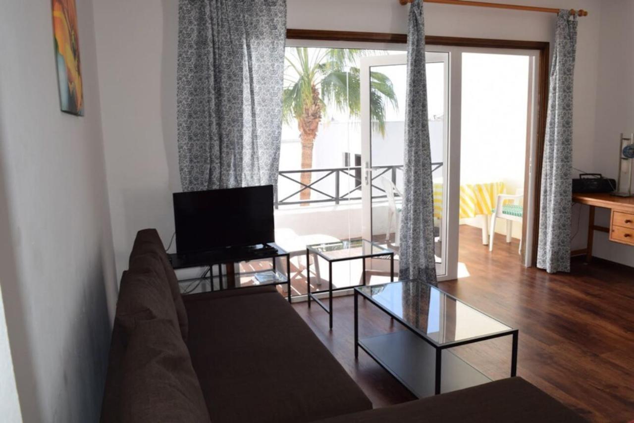 Apartamento Reni Tías Eksteriør billede
